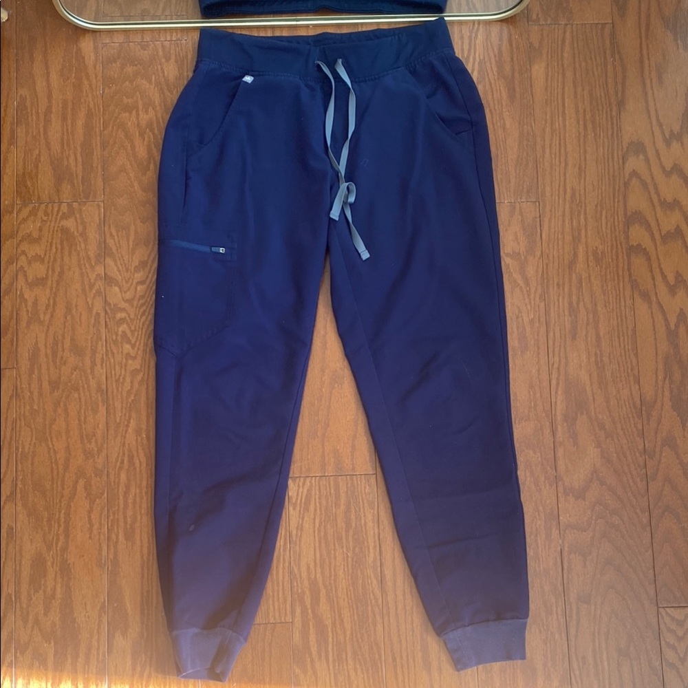 FIGs Zamora Navy Joggers
